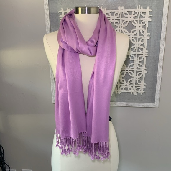 Jones new york super soft scarf/wrap orchid/lavender color - Picture 6 of 6